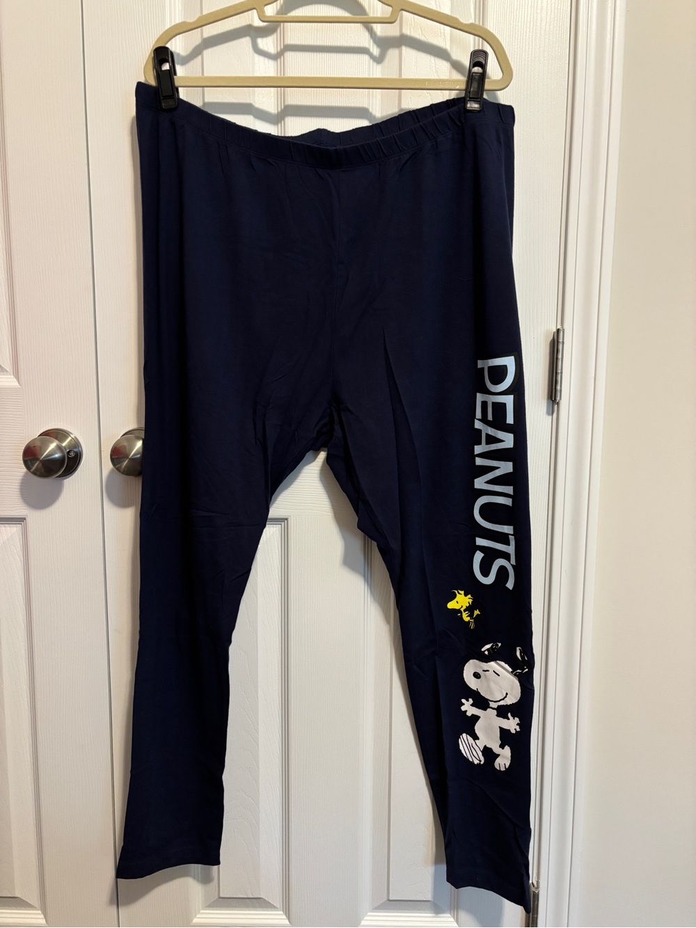 Peanuts Navy Blue Leggings with Snoopy Graphic